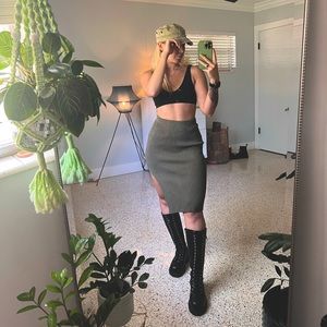 House of Harlow Ribbed Skirt